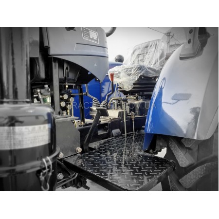 Трактор FORTE XT RD 454 LX, 45 к.с, повнопривідний, двохдискове зчеплення, ВОМ540/1000, шини 12.3-28/7.5-20
